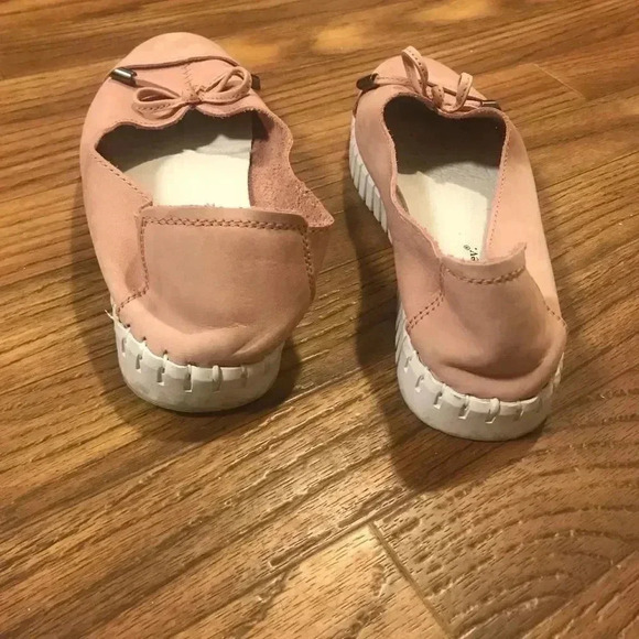 Bernie Mev flats  - Picture 2 of 6